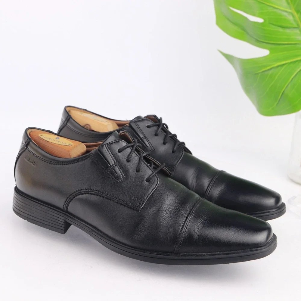 Clarks Mens Tilden Oxfords Size 10.5 M Black Leather Cap Toe Comfort Dress Shoes